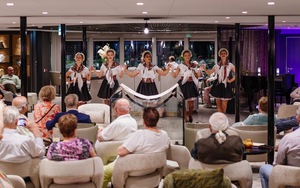 On-Board Musicians